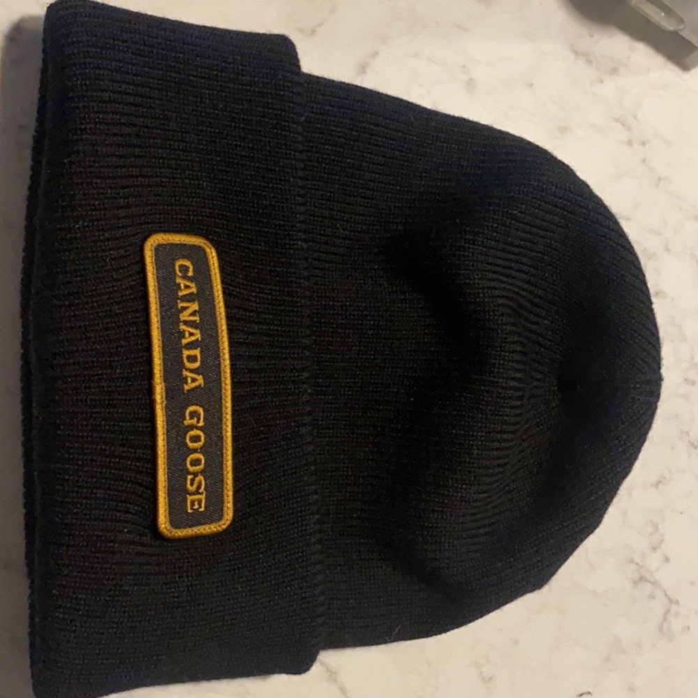 Canada goose beanie, black and gold, used like new